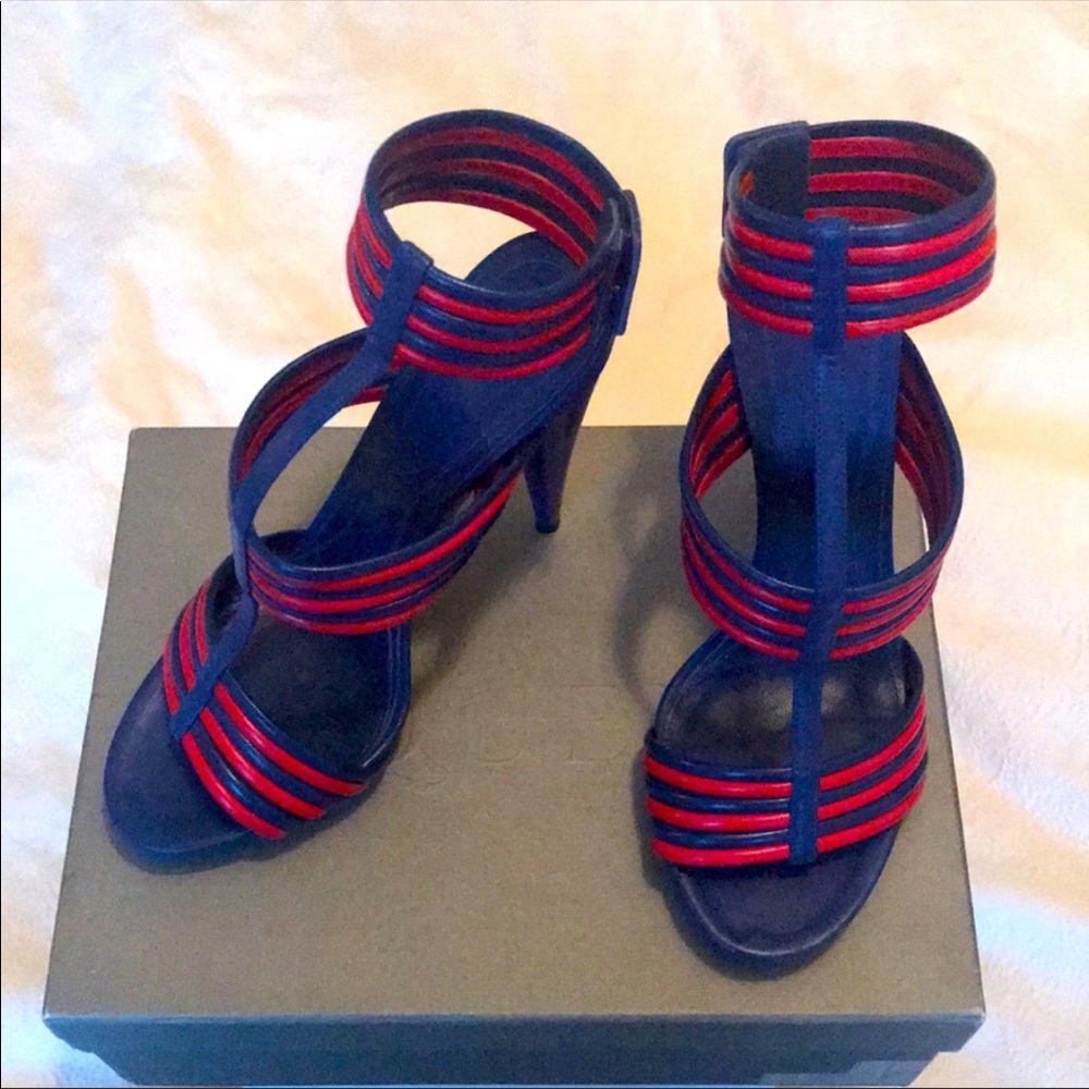 Alexander McQueen hendrix pumps